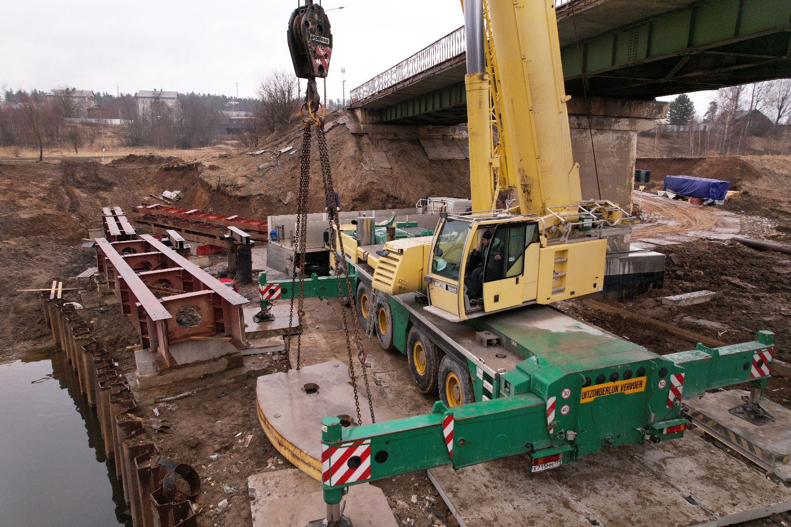реконструкция моста в деревне Поречье, видео с коптера, ремонт моста в Рузе,