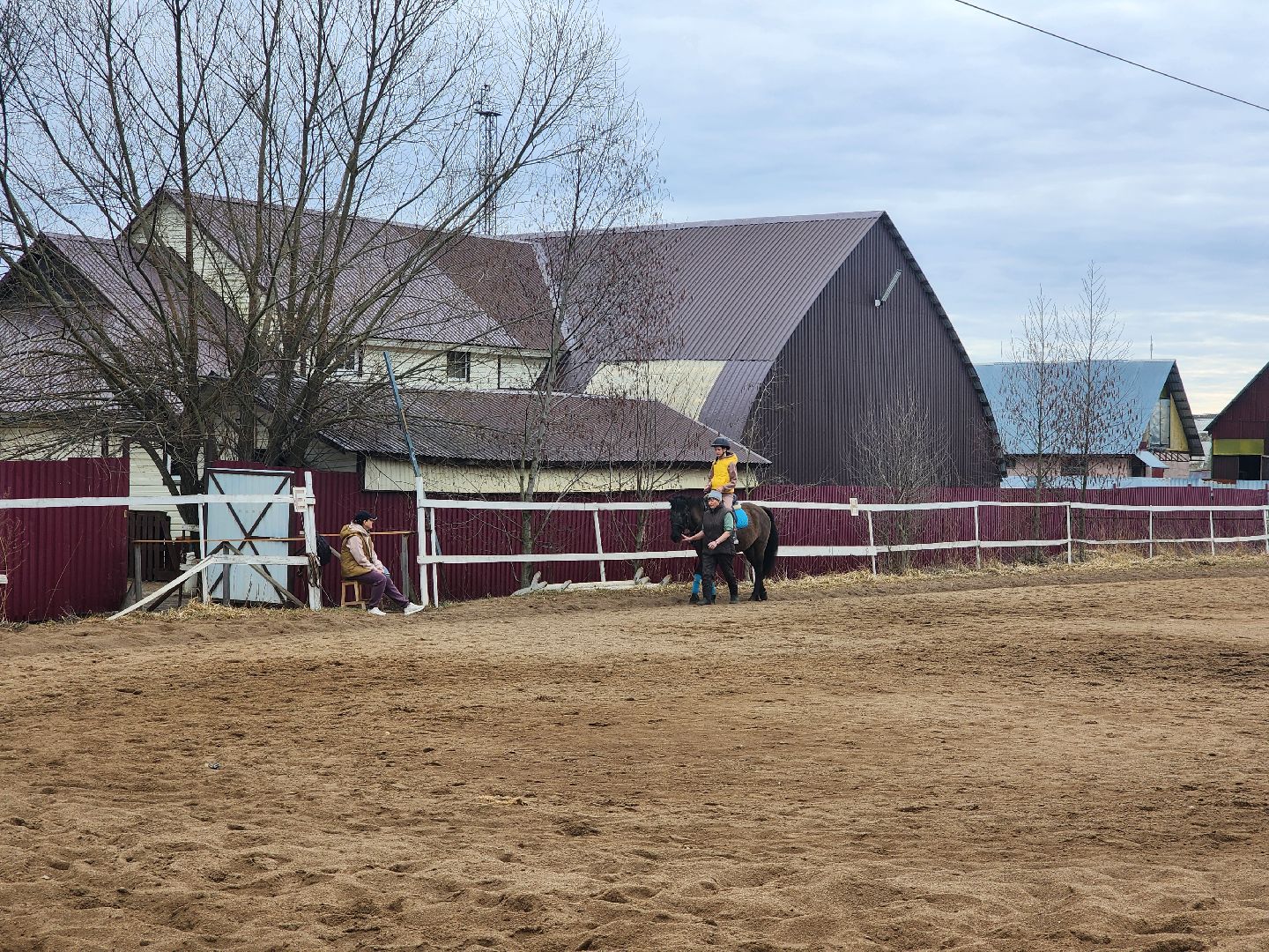дубна, верховая езда, лошади, конный клуб, конно-спортивный клуб,