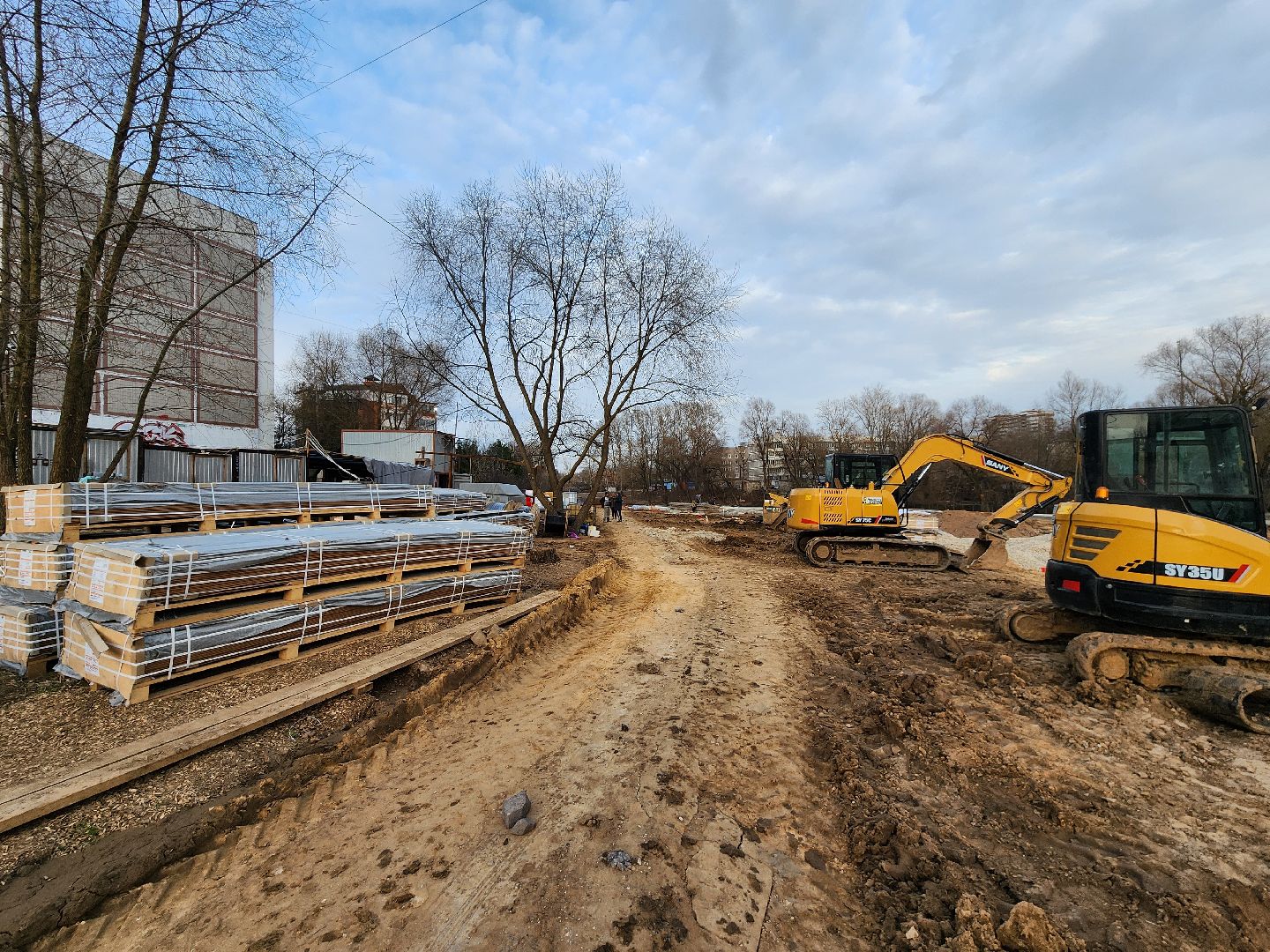 чехов, улица береговая, река теребенка, набережная, благоустройство, реконструкция, строительство, пирс, пешеходные зоны, деревянные настилы,