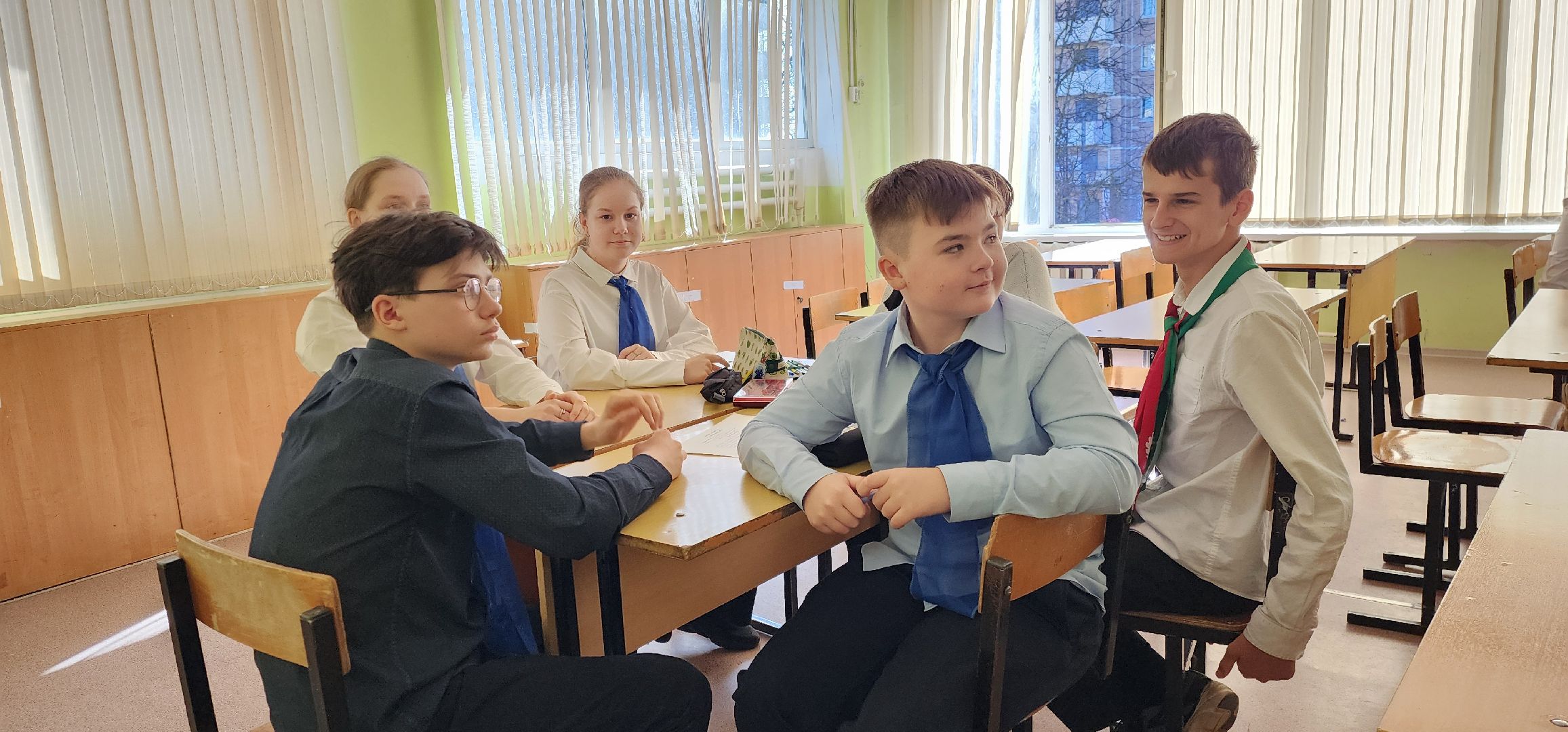 Химки, Образование, география, школа,