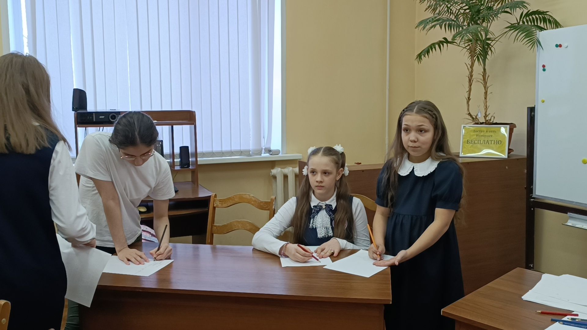 тест, лобня, библиотека,