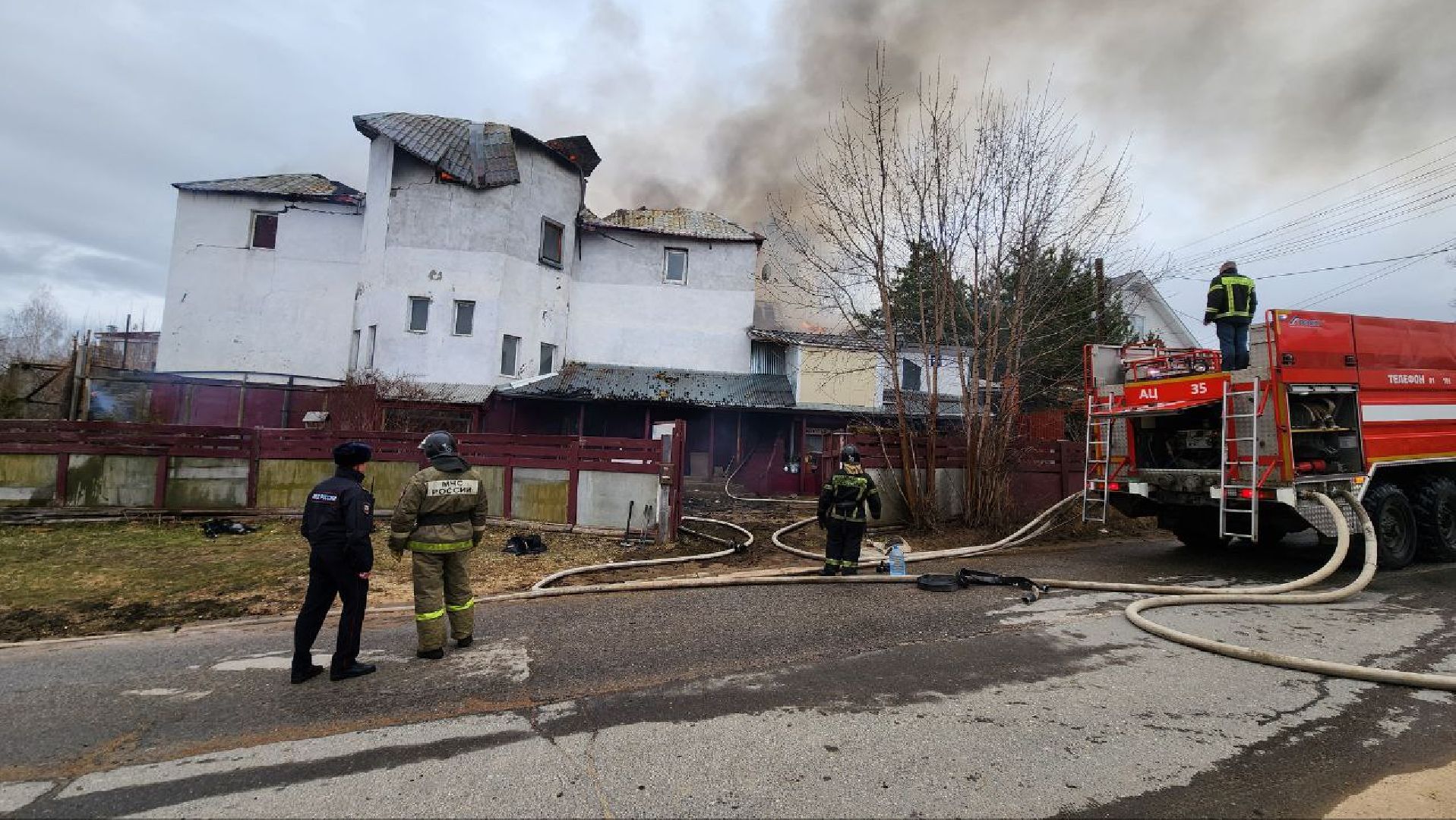 дмитров, пожар, чп на улице аллейная,