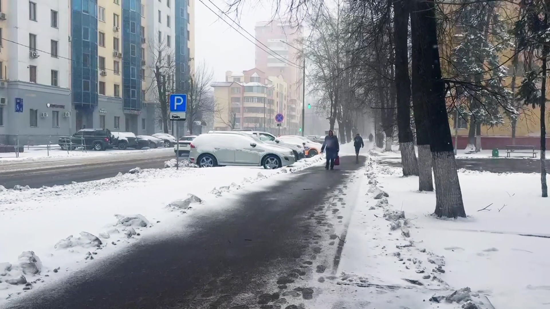 Реутов, ЖКХ, снегопад, снег в апреле, зима весной,