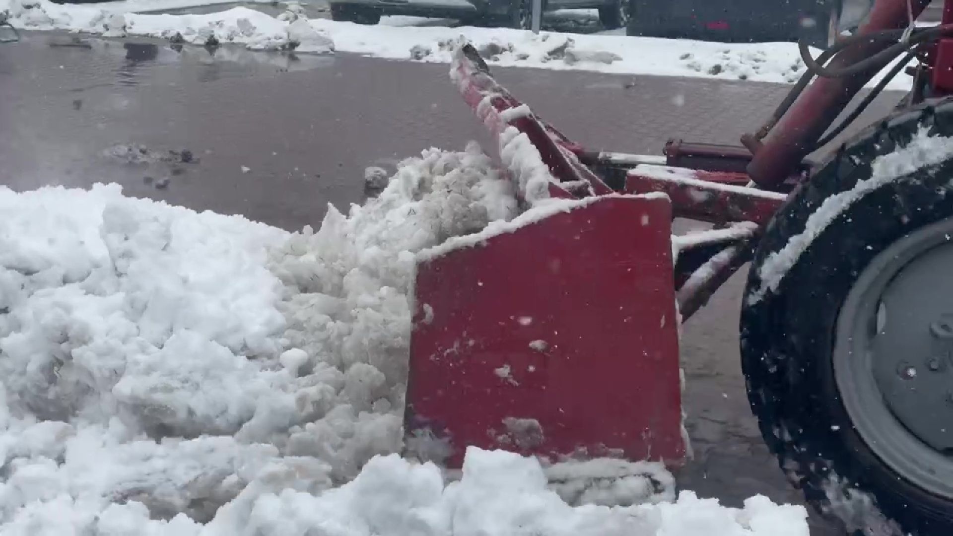 Реутов, ЖКХ, снегопад, снег в апреле, зима весной,