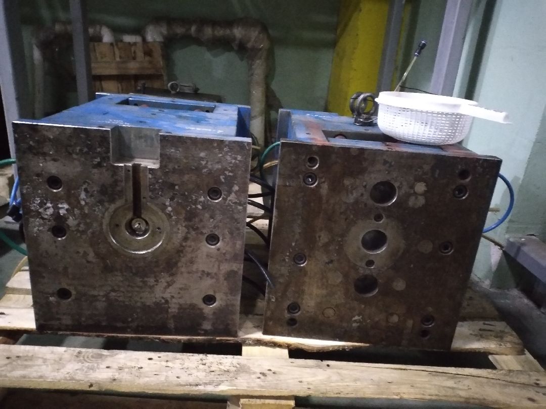 Лосино-Петровский, общество