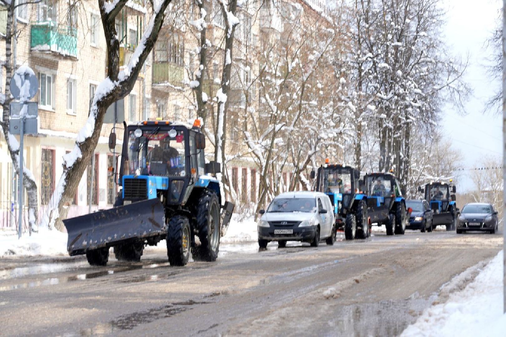 благоустройство, снегопад, сергиев посад, сергиево-посадский городской округ, уборка снега, апрельский снегопад,