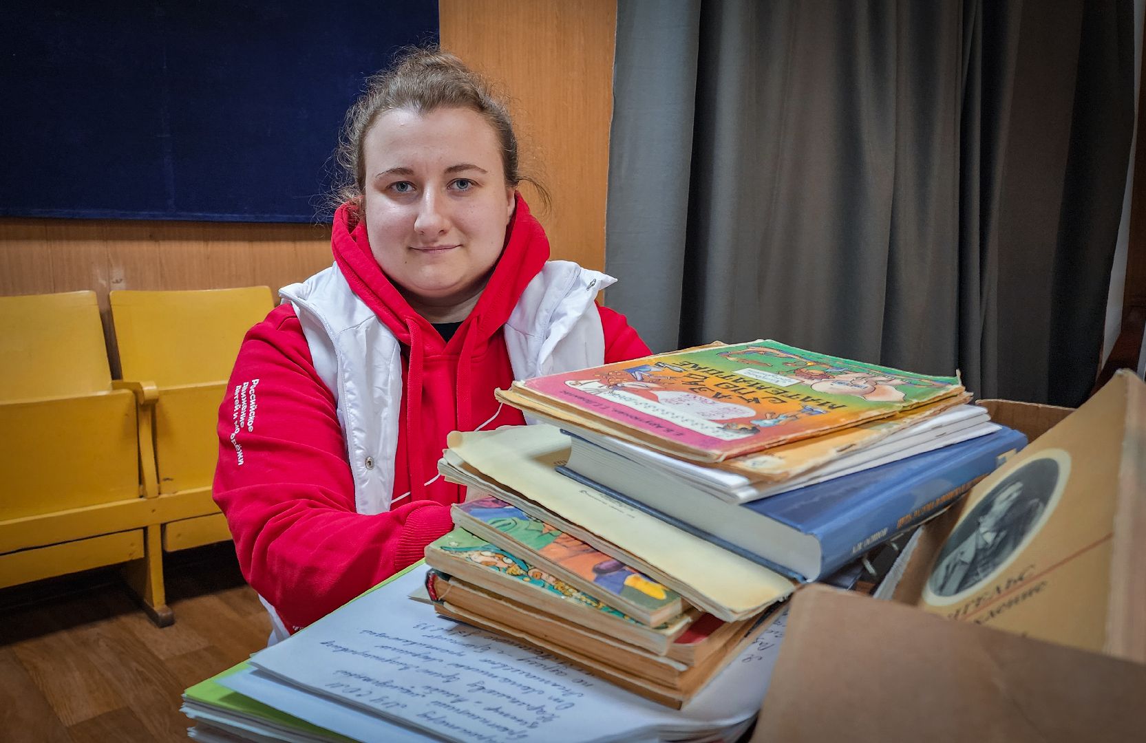 Бронницы, Сбор макулатуры, Экологическая акция, Молодежный центр Алиби,