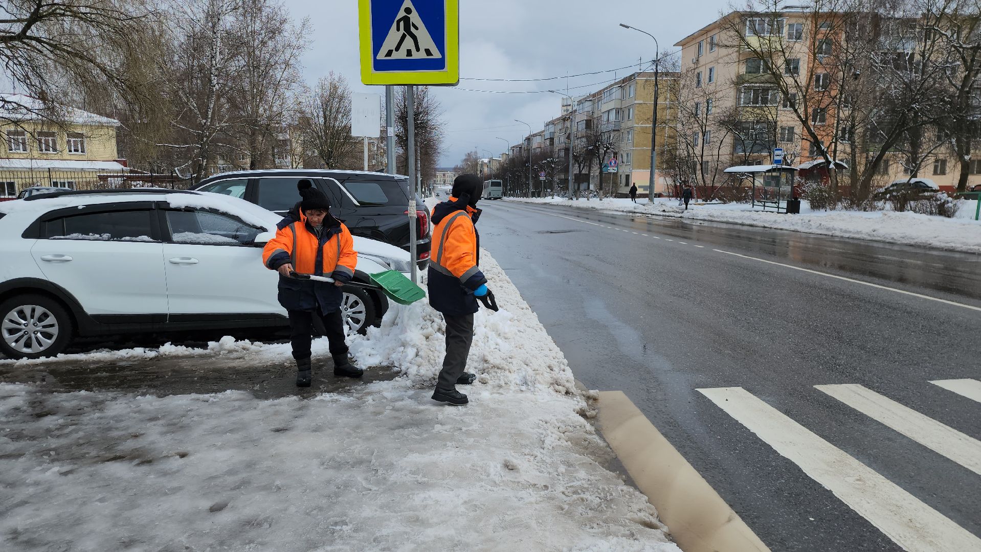 серпухов, подмосковье, уборка улиц, зион,