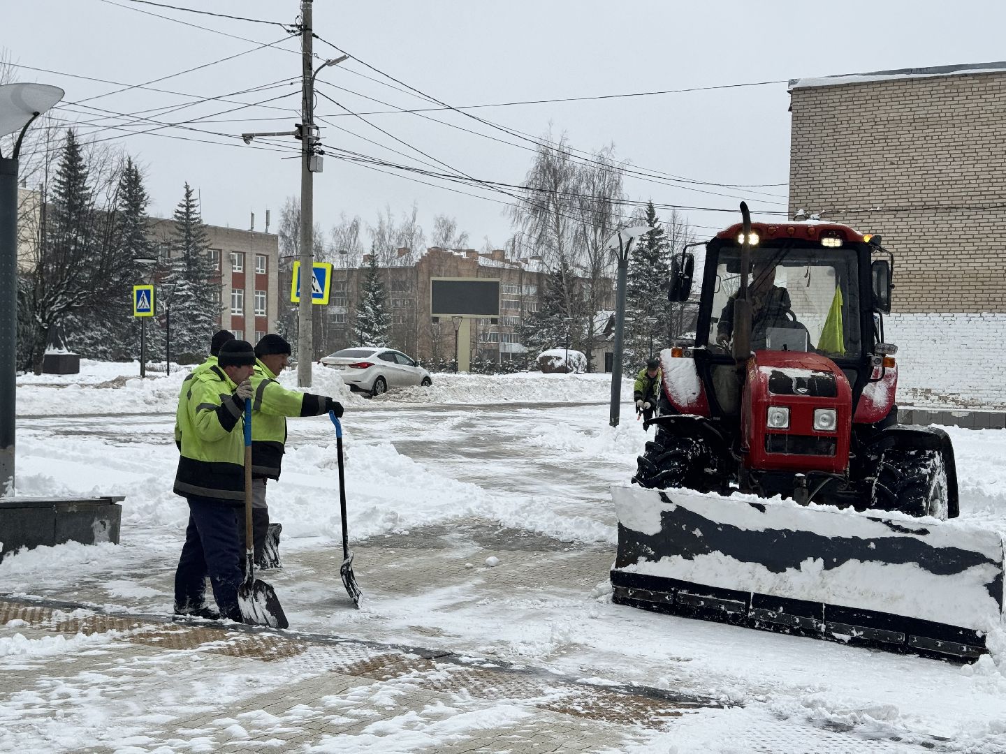 шаховская, снегопад, снег весной,