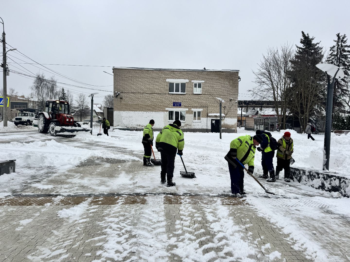 шаховская, снегопад, снег весной,