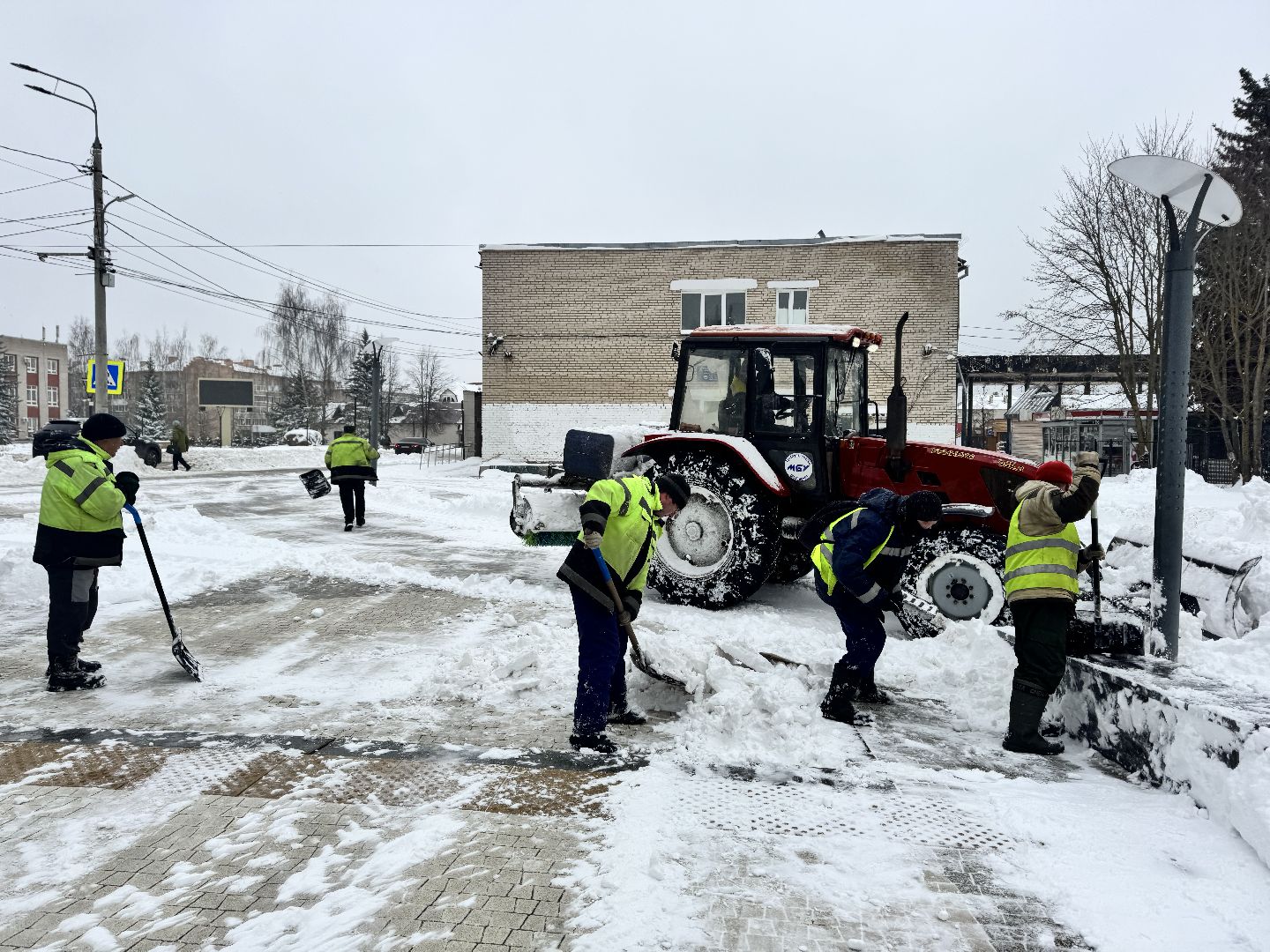шаховская, снегопад, снег весной,