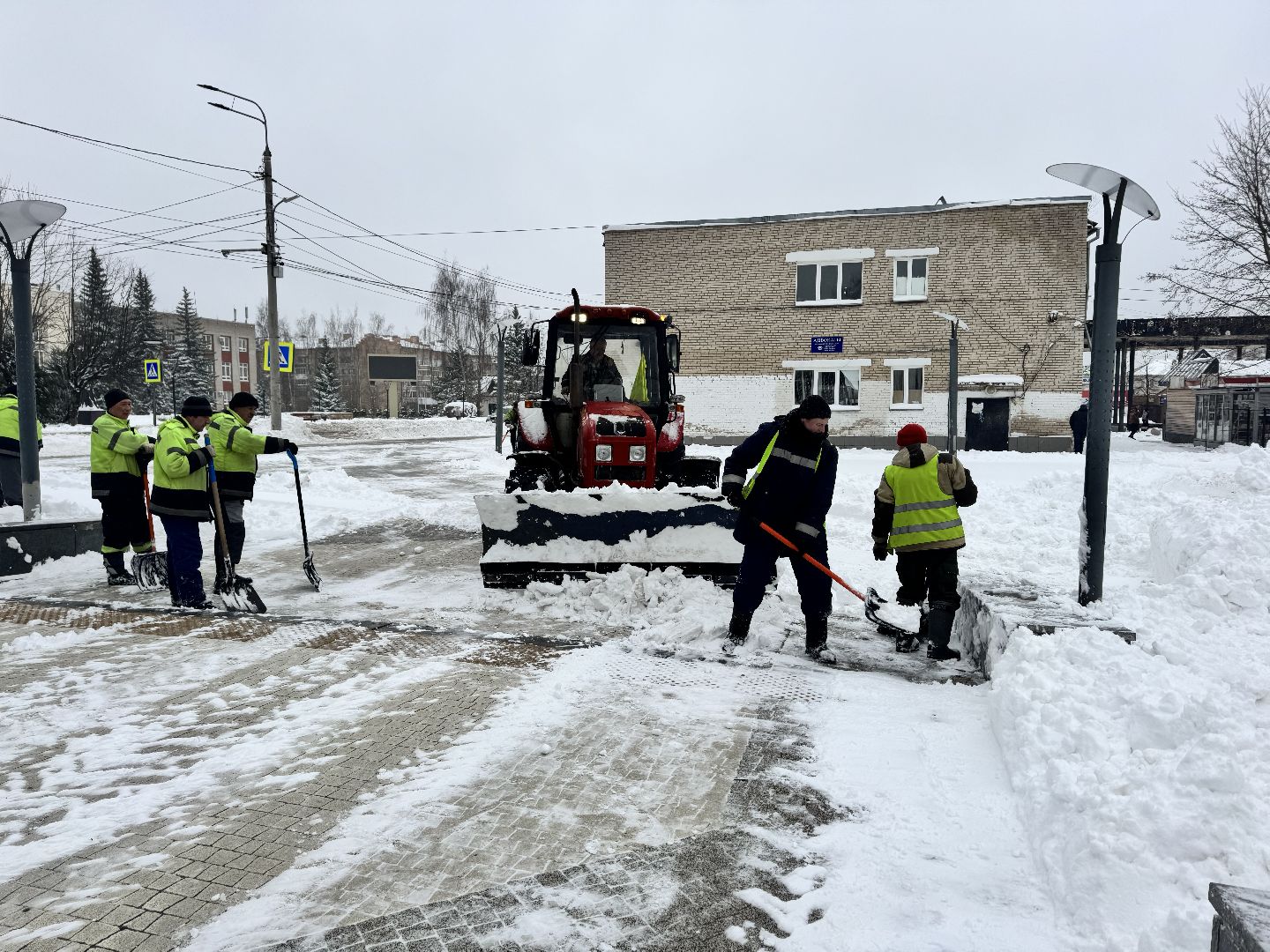 шаховская, снегопад, снег весной,