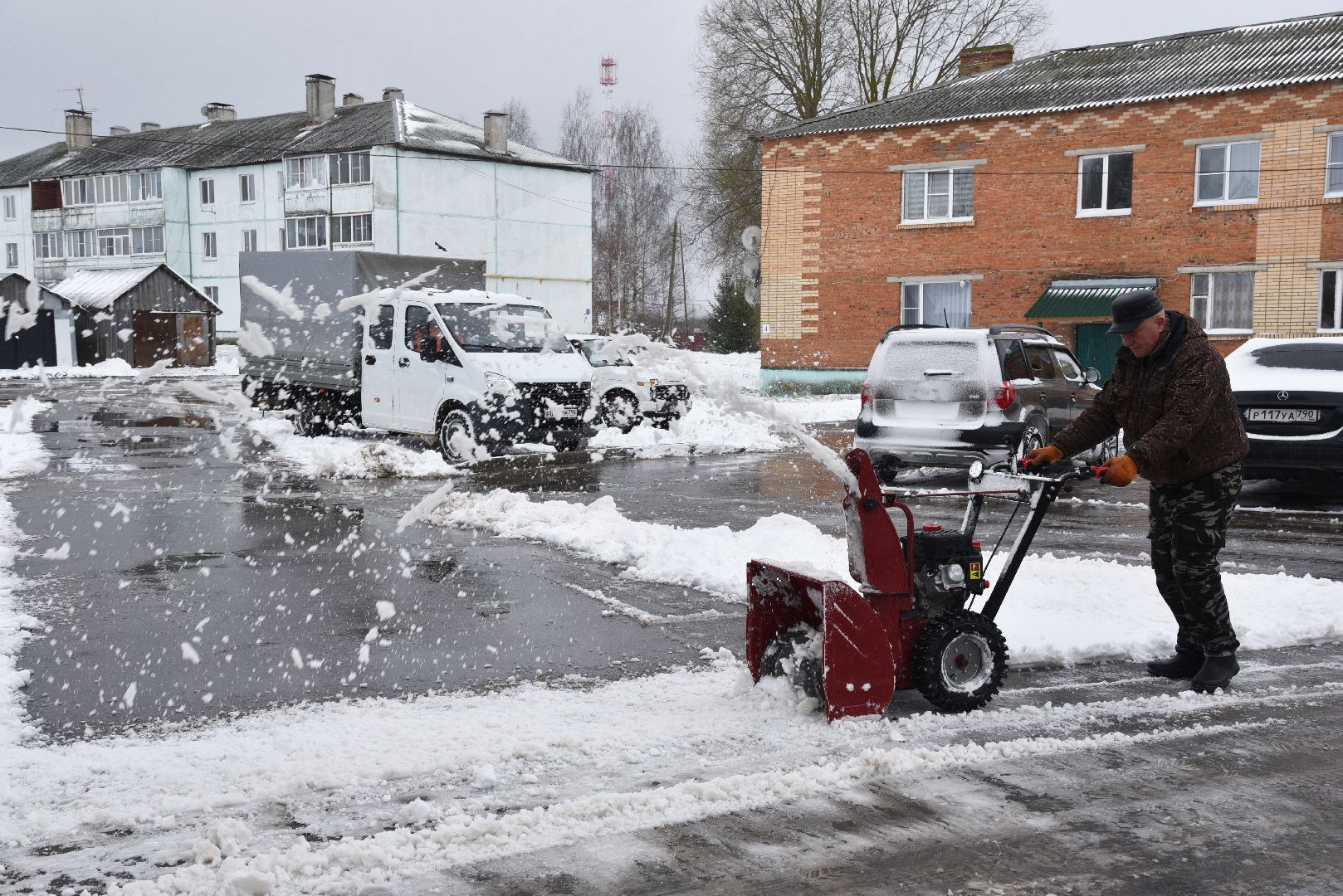 лотошино, уборка снега, благоустройство, уборка снега и наледи,