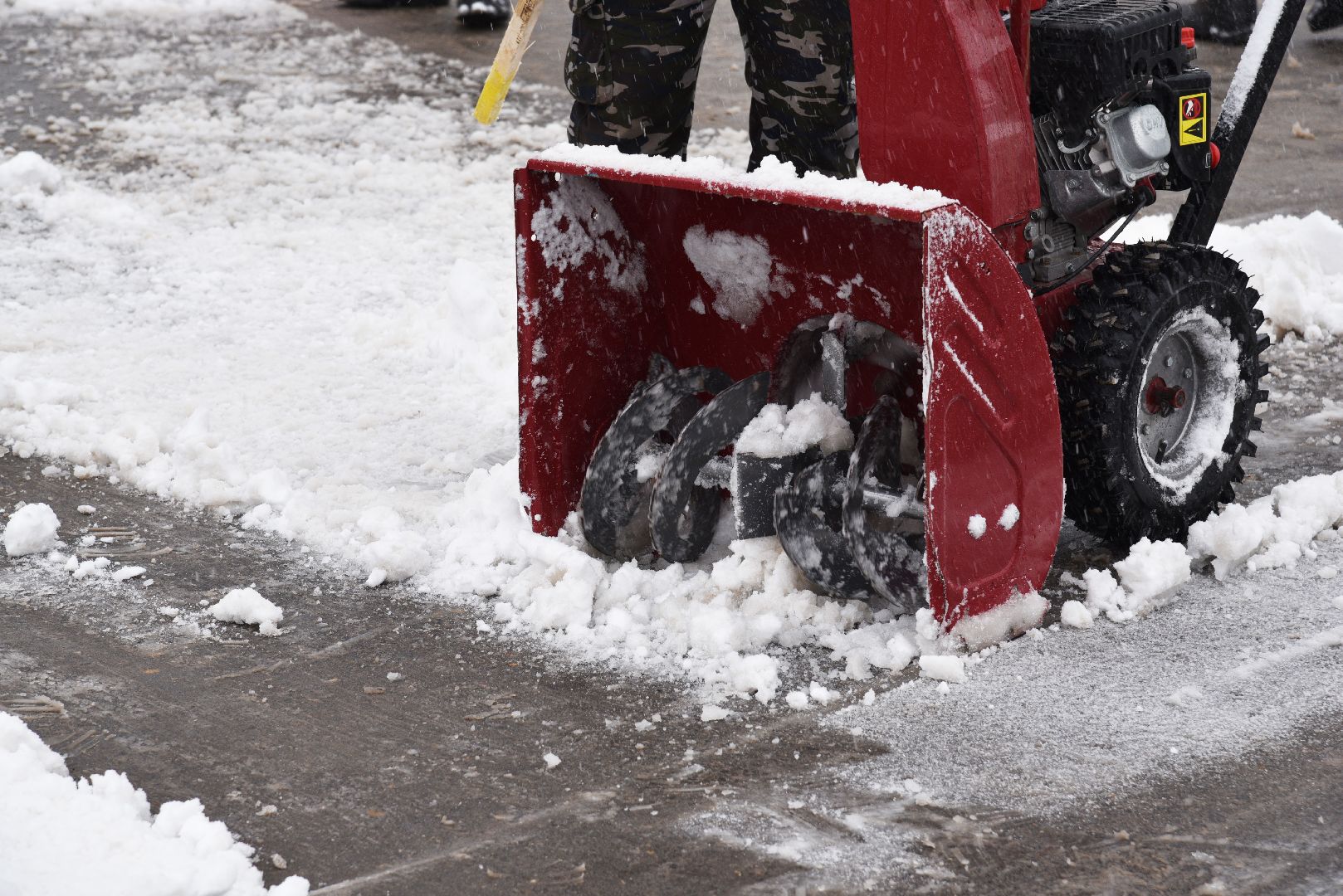 лотошино, уборка снега, благоустройство, уборка снега и наледи,