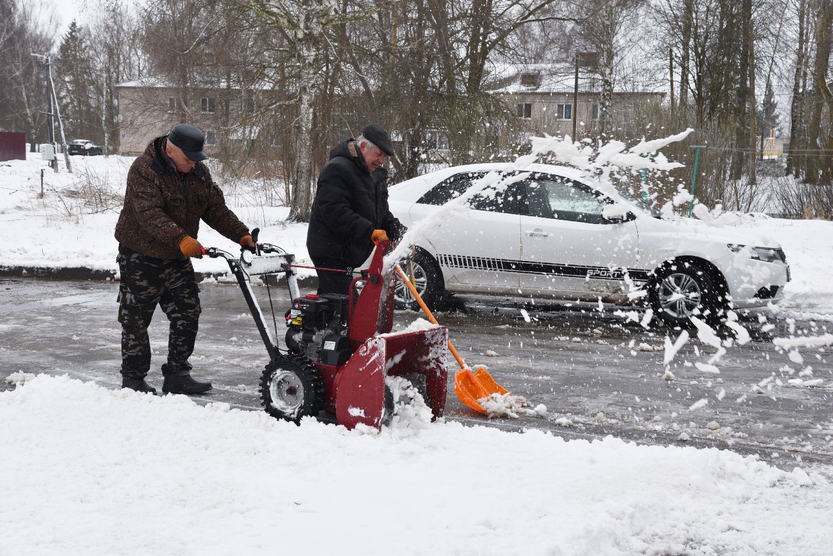 лотошино, уборка снега, благоустройство, уборка снега и наледи,