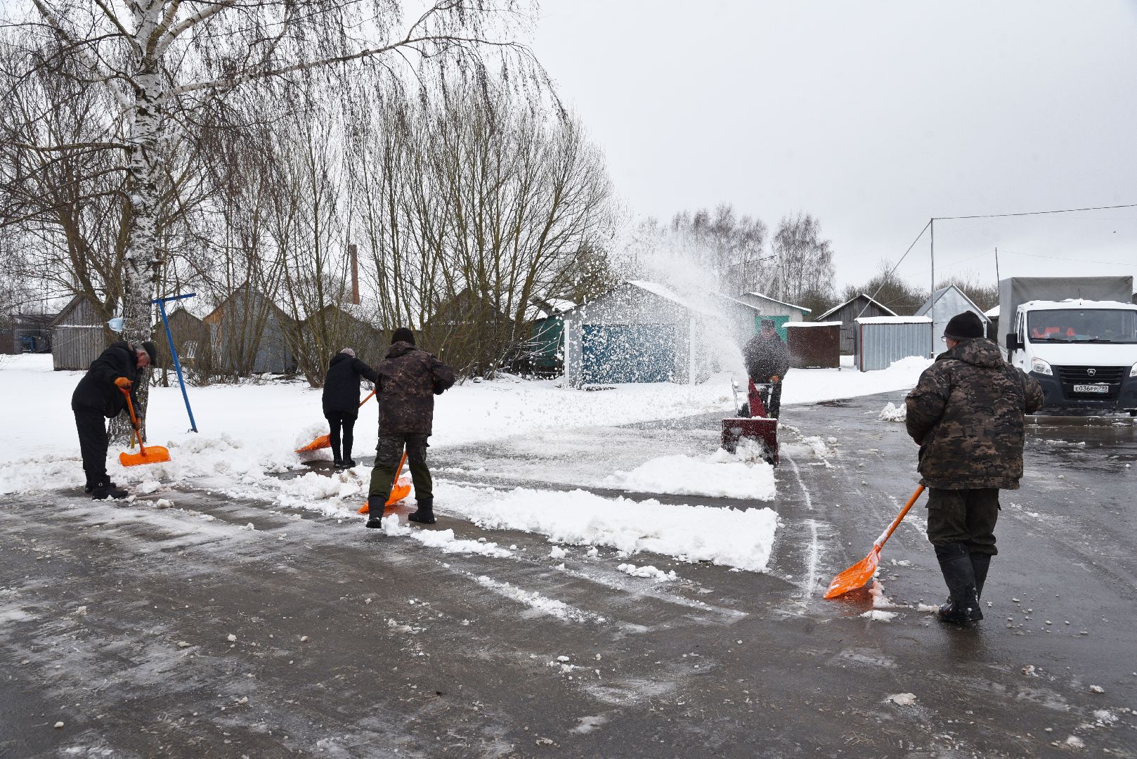 лотошино, уборка снега, благоустройство, уборка снега и наледи,
