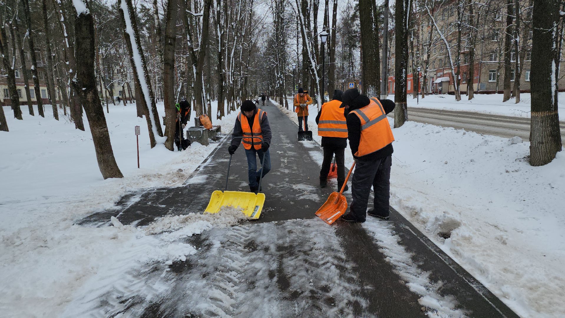 убока снега, монино, механизированная уборка,