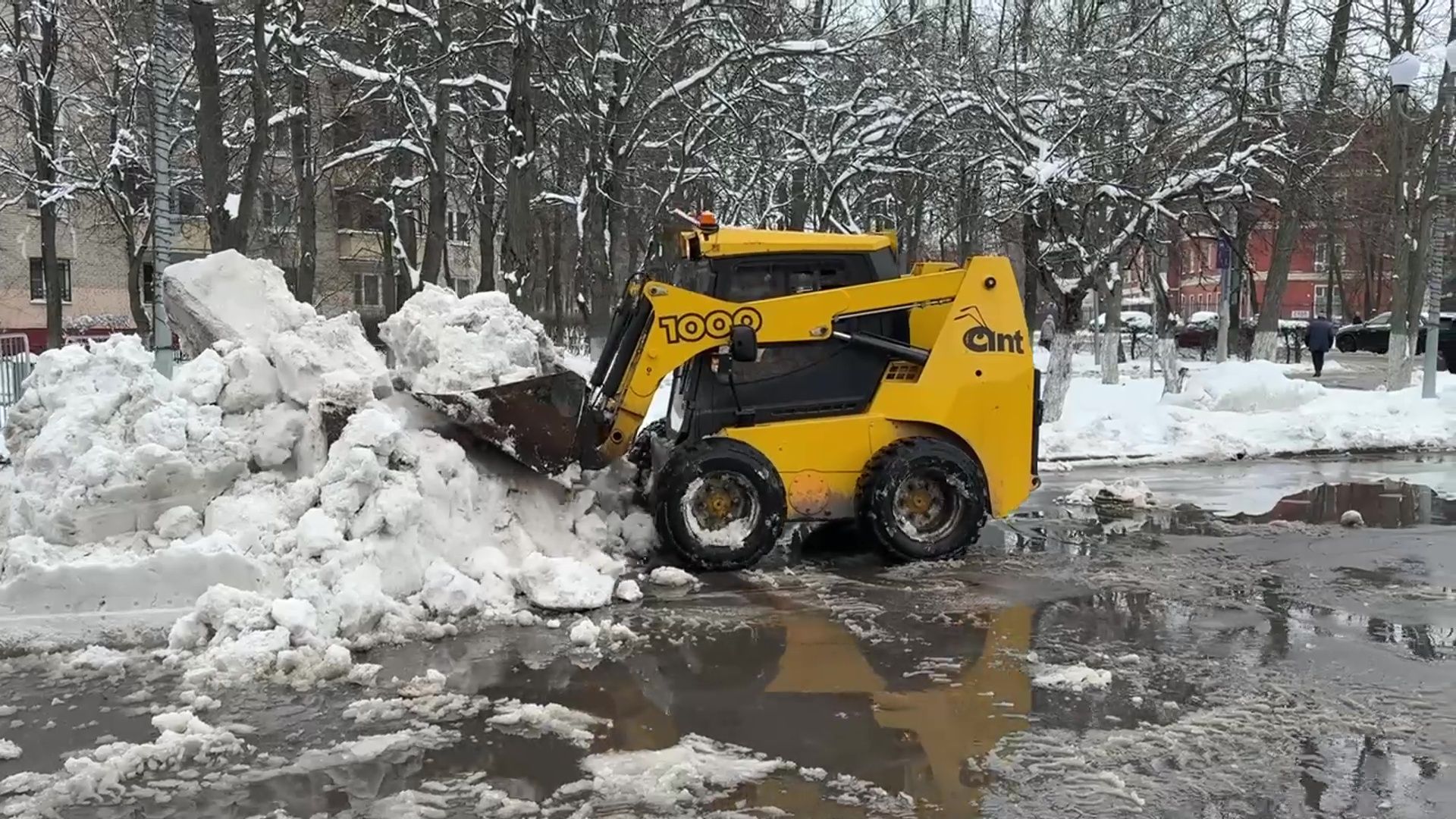 реутов, снег, снегопад, уборка, трактор бобкэт, снегопад зион,
