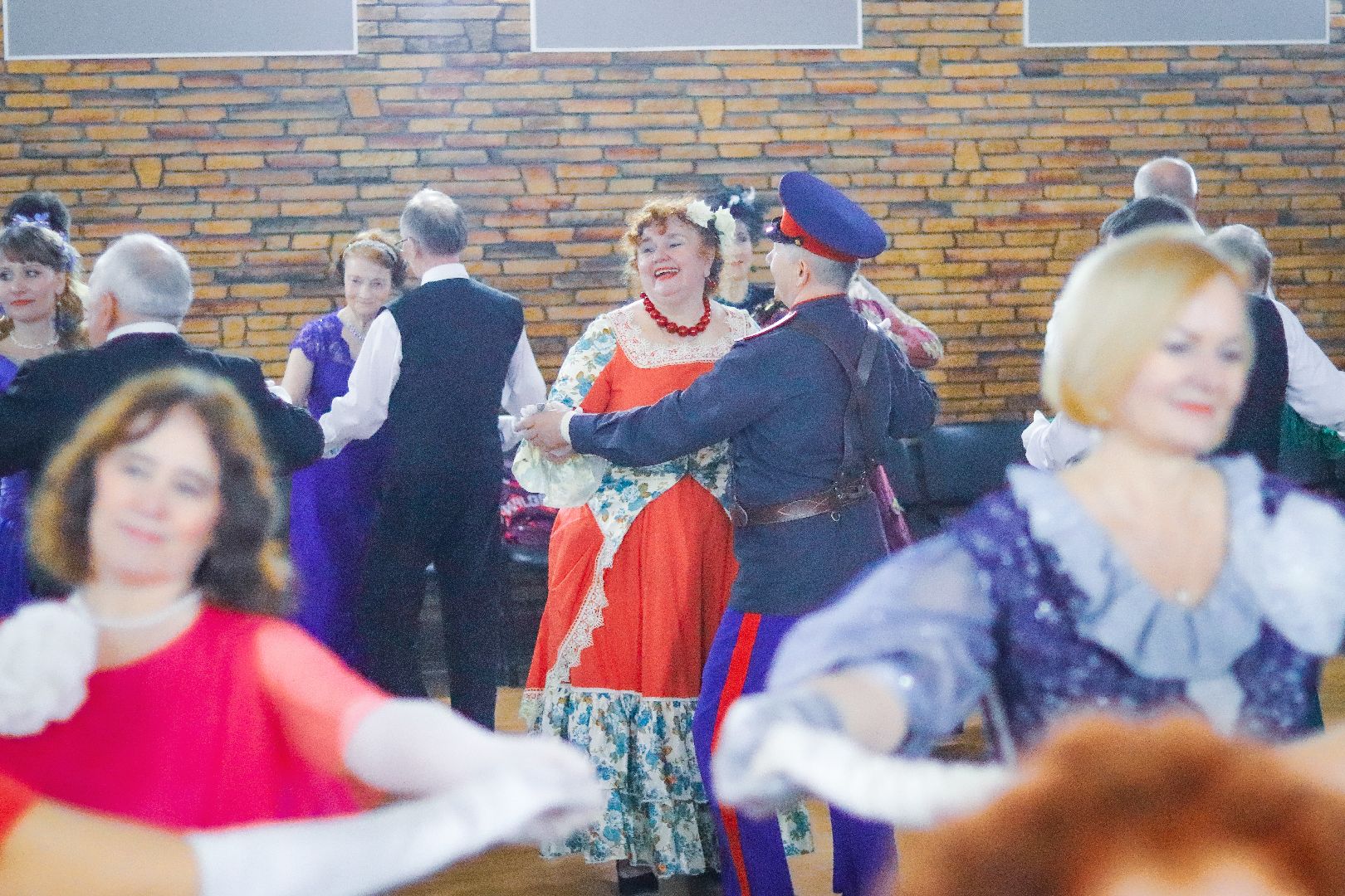 общество, клин, активное долголетие, исторический бал, танцы,