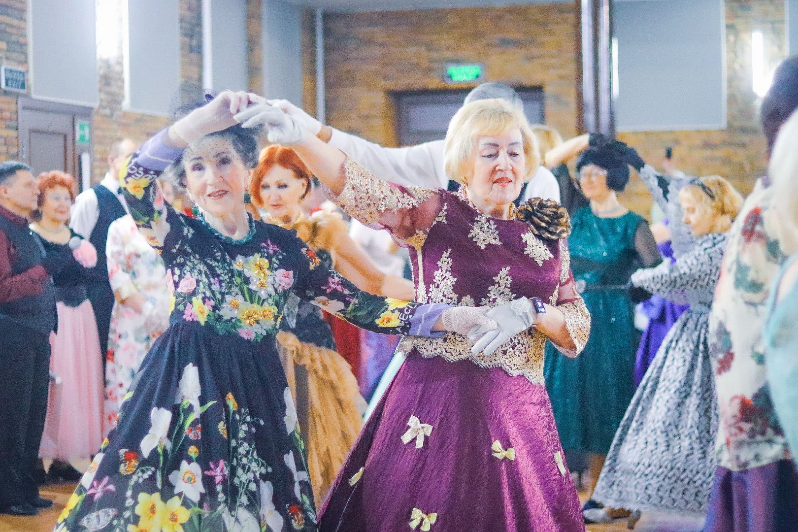 общество, клин, активное долголетие, исторический бал, танцы,