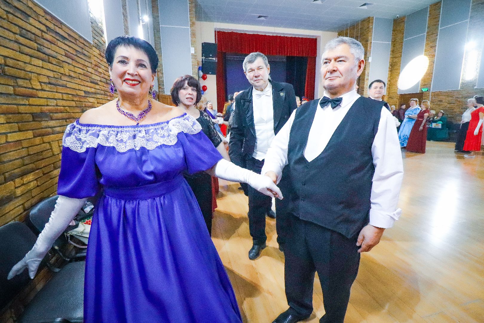 общество, клин, активное долголетие, исторический бал, танцы,