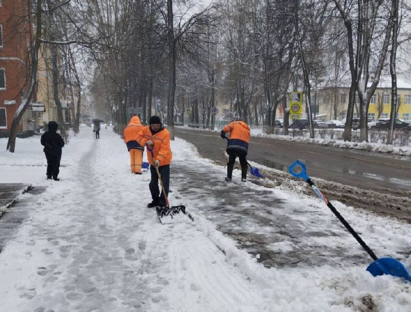 воскресенск, уборка снега, циклон зион,