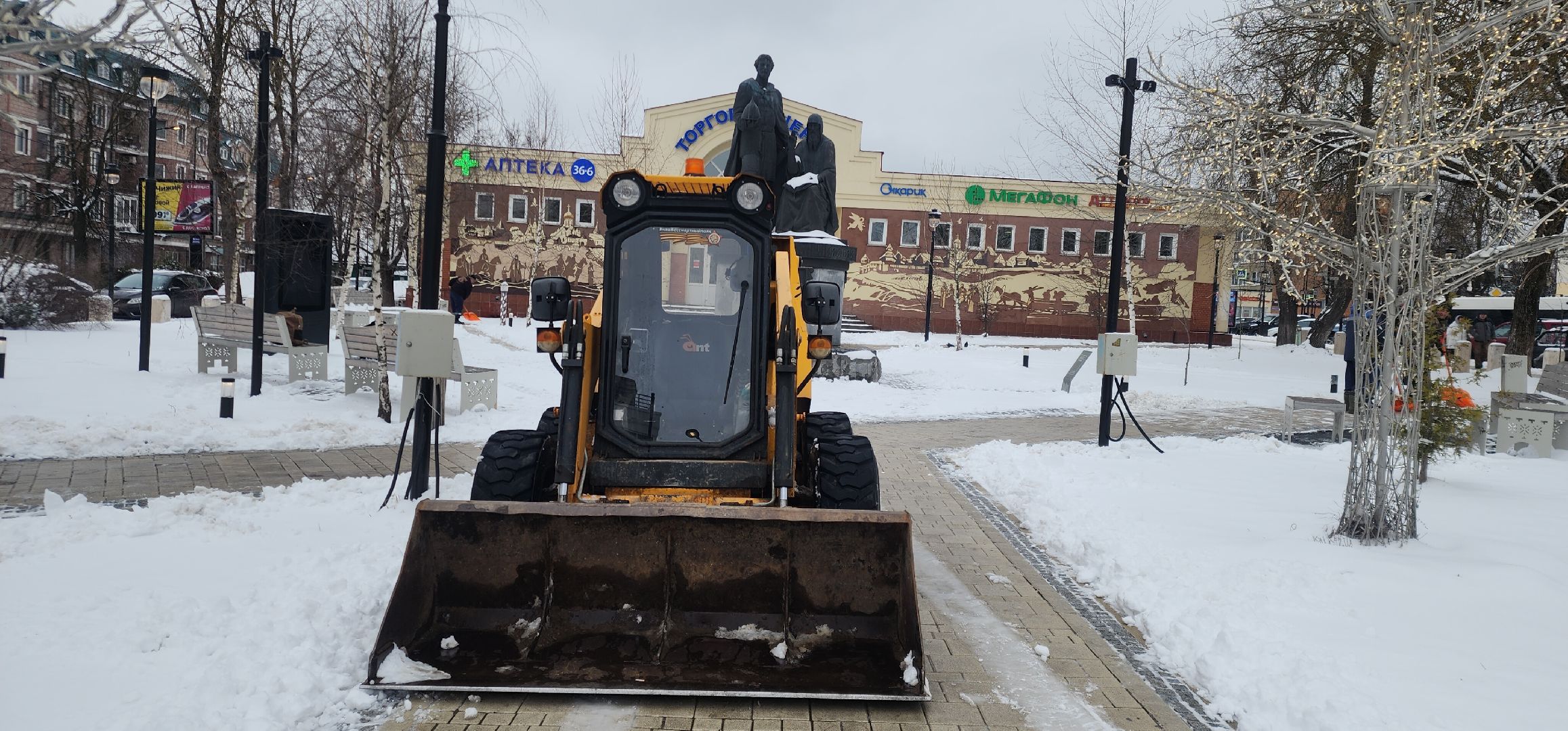 ЖКХ, уборка снега, Коммунальные службы Звенигорода,