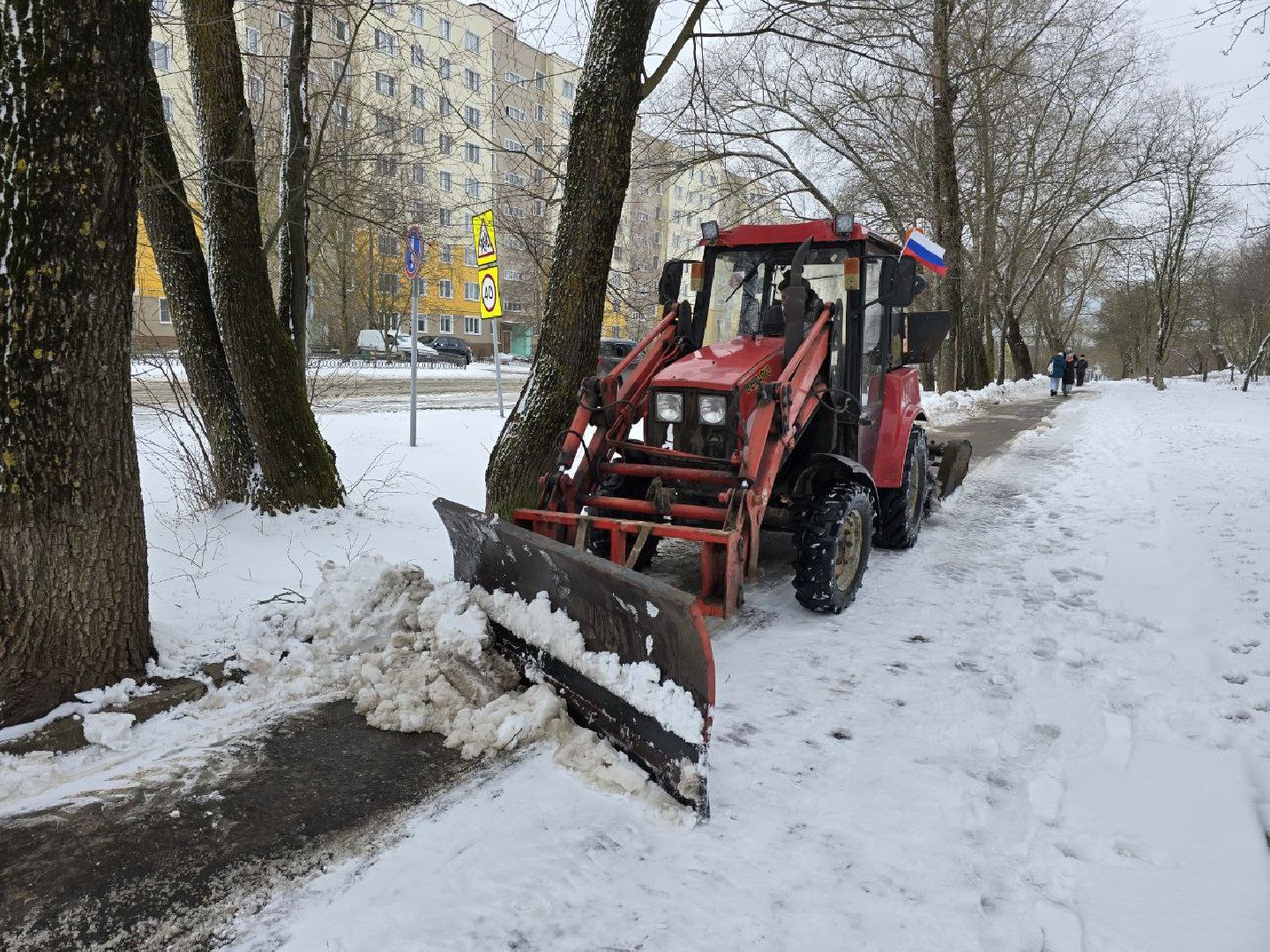 можайск, можайский муниципальный округ, подмосковье, жкх, уборка снега, циклон Зион, коммунальщики,снегопад, дворники,