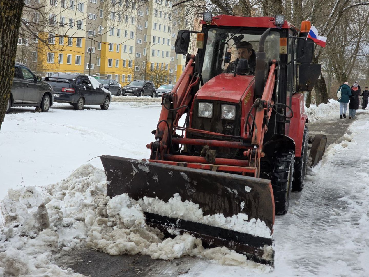 можайск, можайский муниципальный округ, подмосковье, жкх, уборка снега, циклон Зион, коммунальщики,снегопад, дворники,