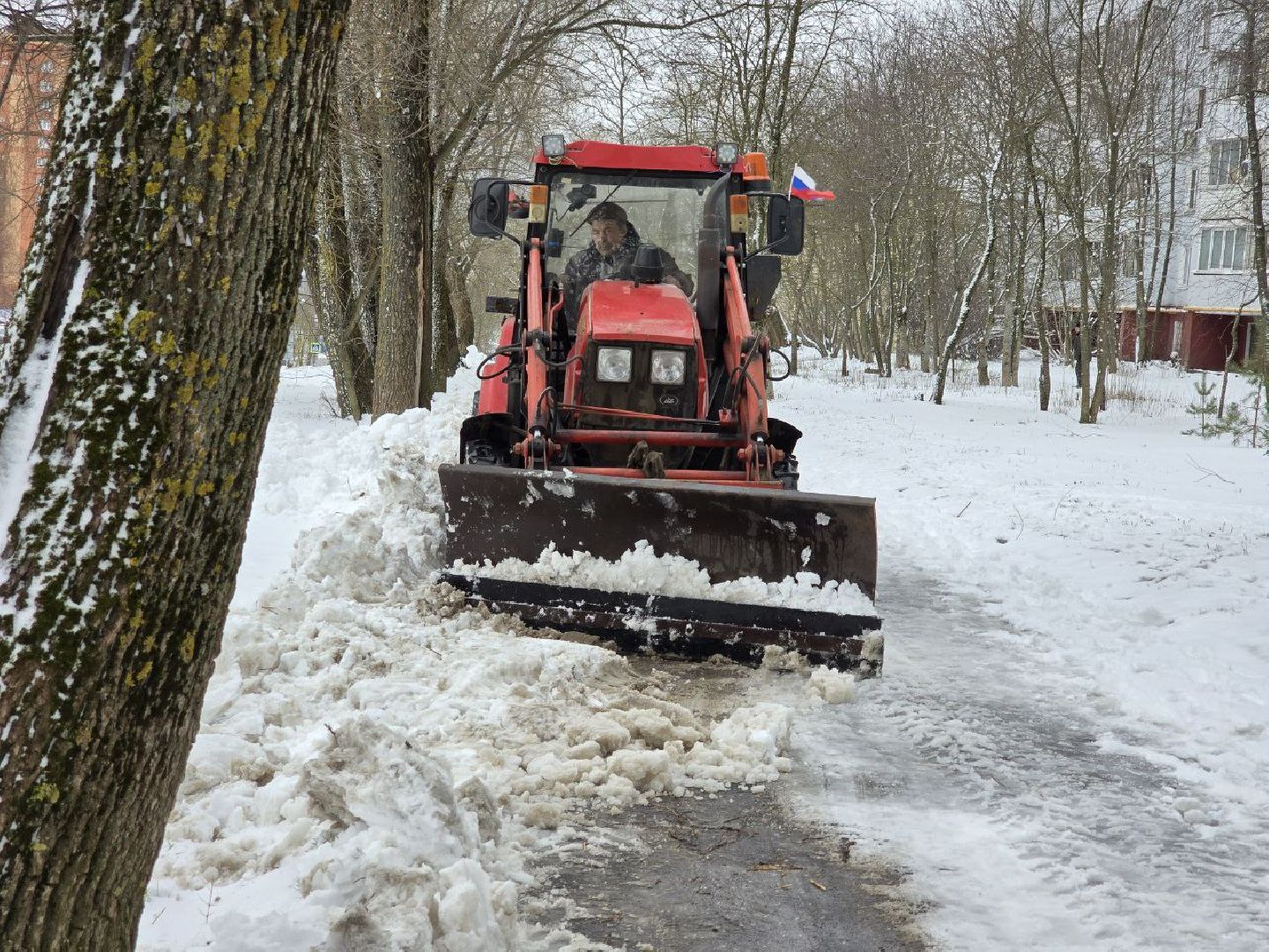 можайск, можайский муниципальный округ, подмосковье, жкх, уборка снега, циклон Зион, коммунальщики,снегопад, дворники,