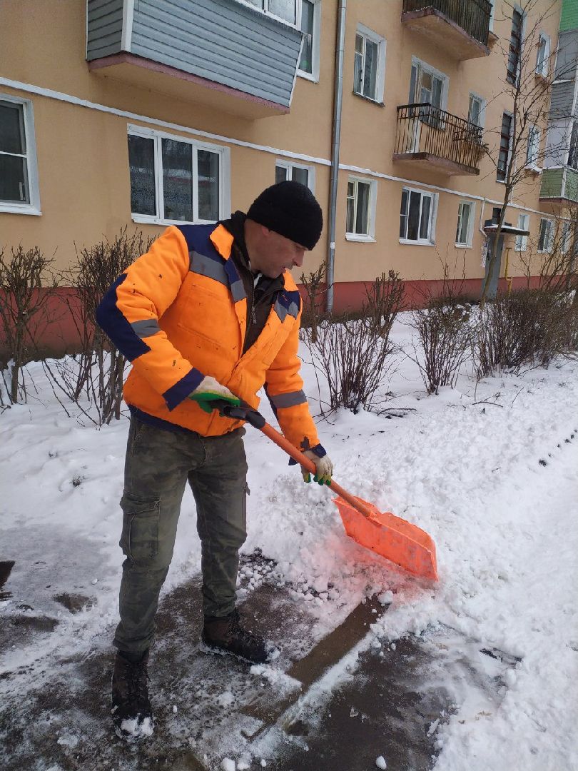 красноармейск, городской округ пушкинский, снег в апреле, уборка города от снега,