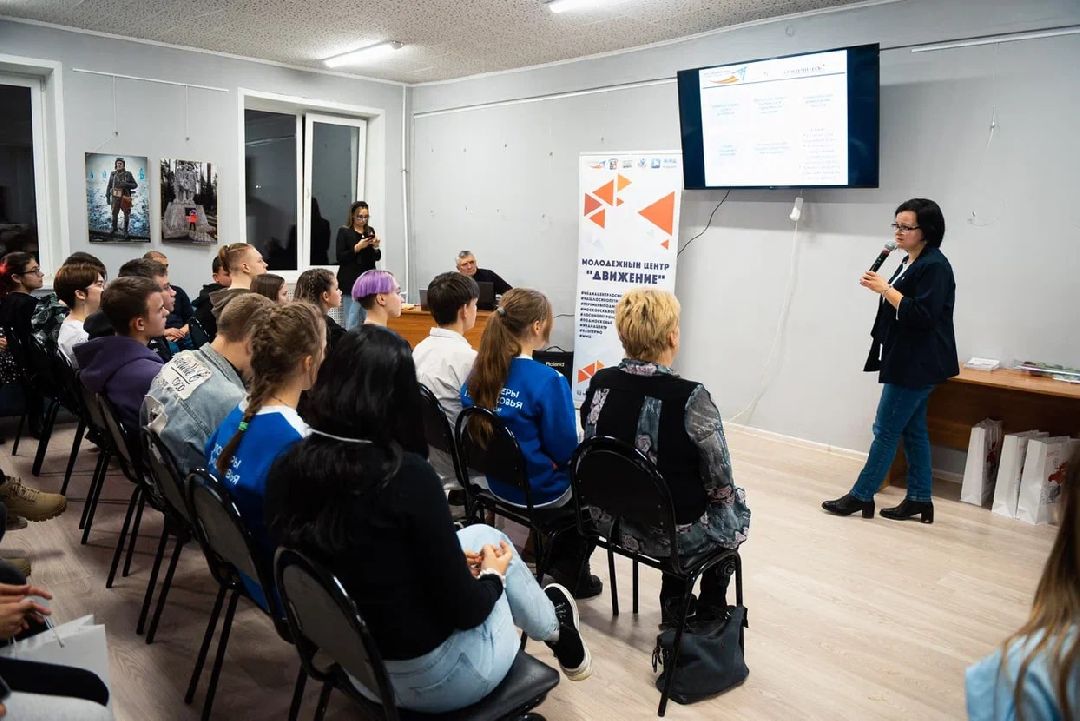 Лосино-Петровск, общество