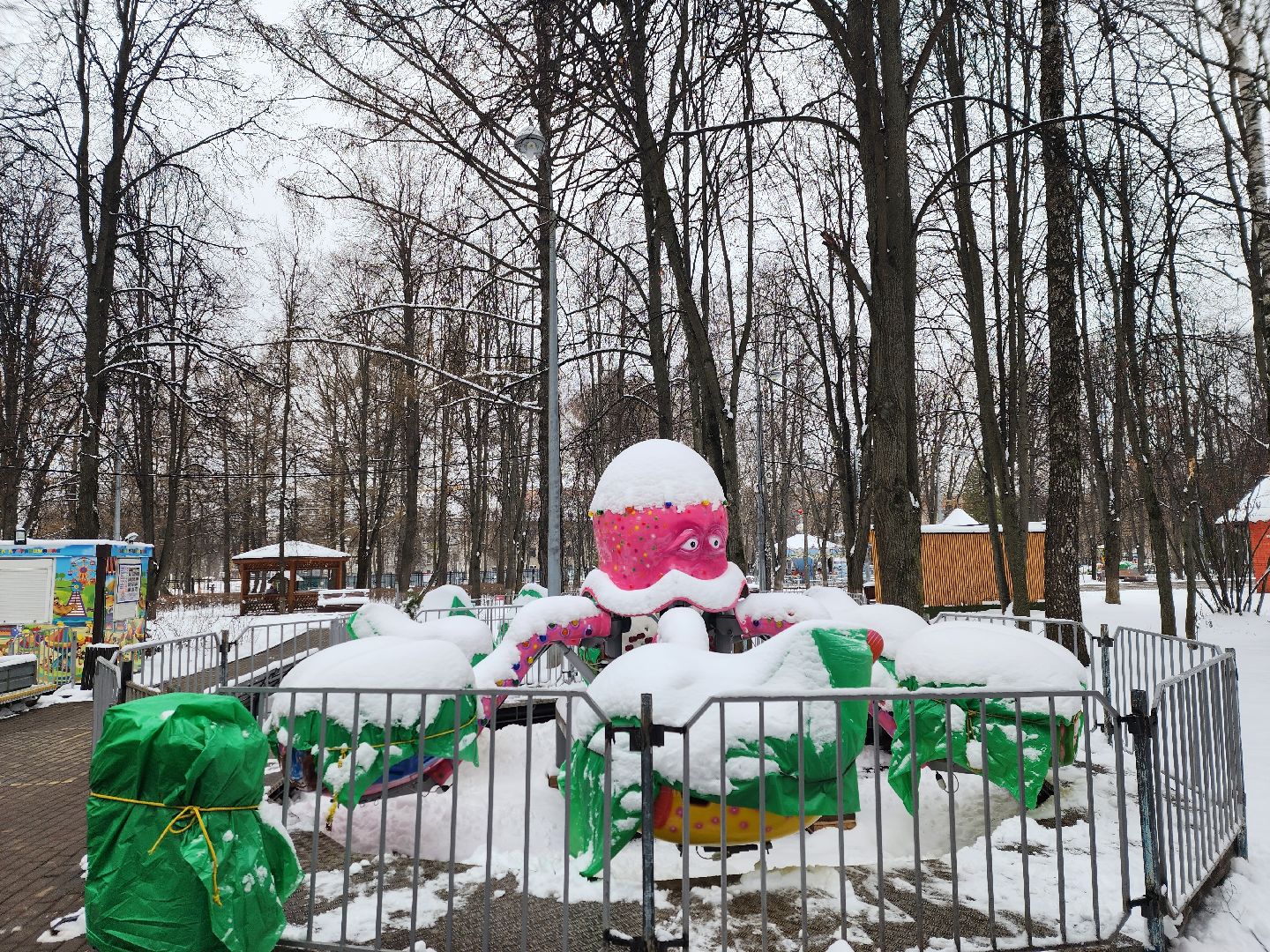 королёв, центральный парк, благоустройство, аттракционы,