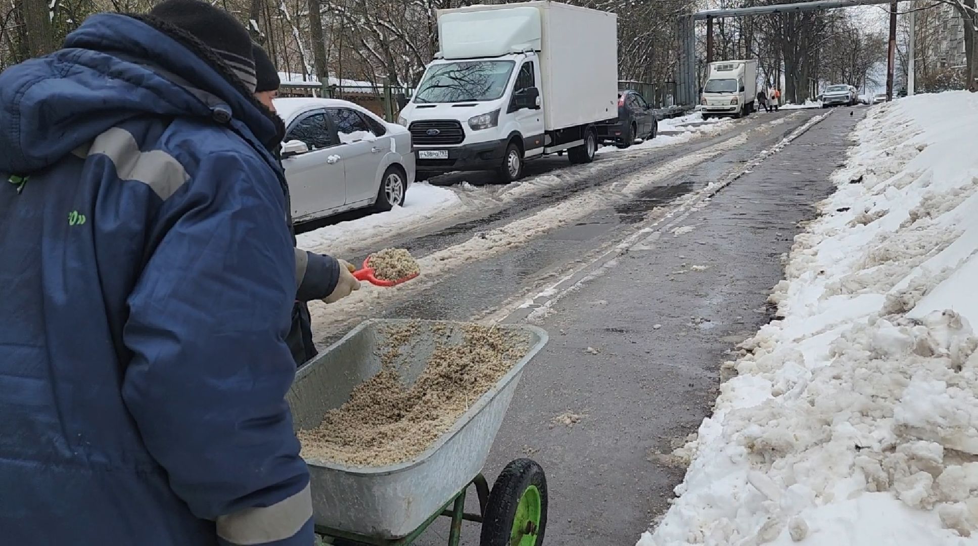 долгопрудный, уборка снега, дворники, коммунальщики, специальная техника, снегопад,