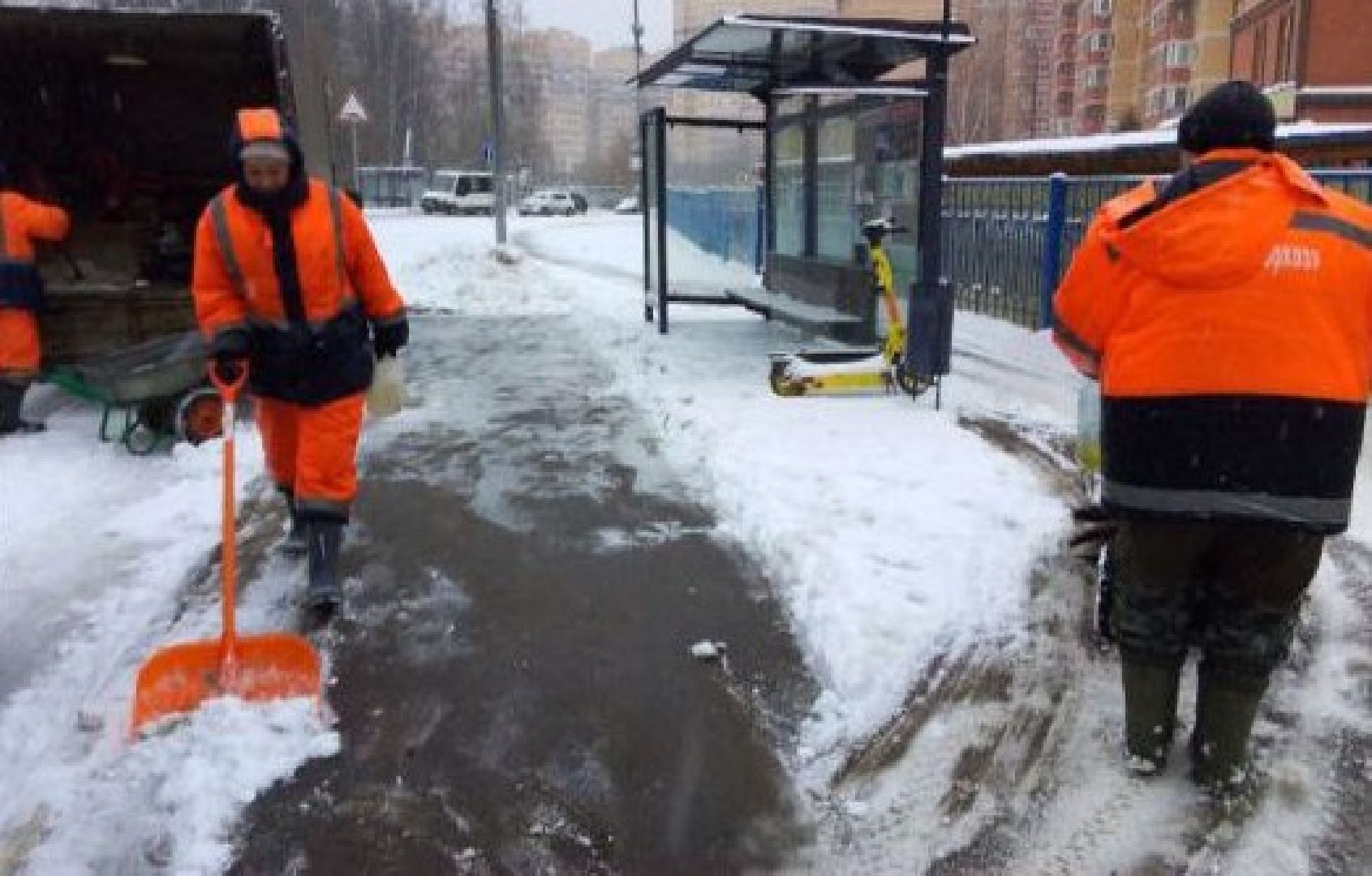 пушкино, коммунальные службы, уборка снега и наледи, микрорайон, западный, рабочие, ук,