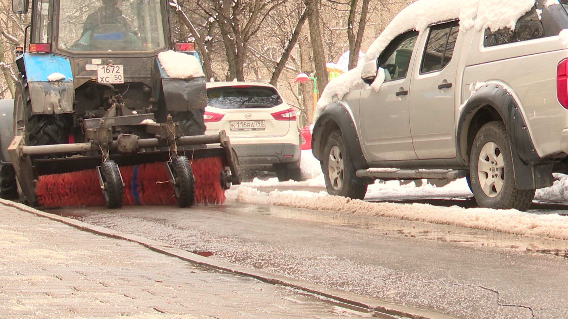 реутов, снег, снег в апреле, сосульки, обработка дорог, циклон зион,