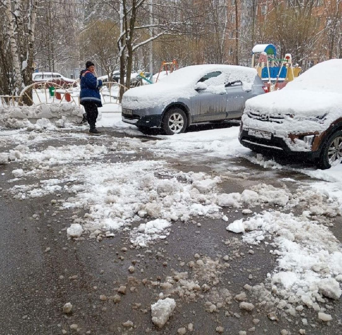 пушкино, снегопад, уборка снега и наледи, коммунальные службы, дорога, тротуар, погода, снежный покров,