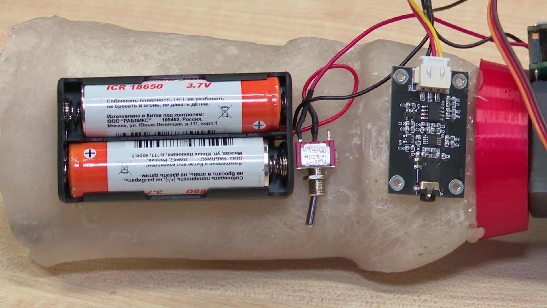 реутов, изобретариум, образование, детское творчество, бионический протез руки, Илья Зарифуллин,