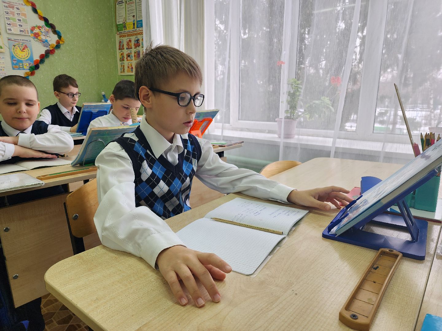 дети, школа-интернат, овз, учитель, шатура,почетный работник образования рф,