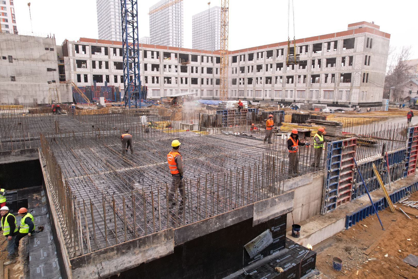 видео с коптера, школа и детский сад в котельниках, строительство в котельниках,