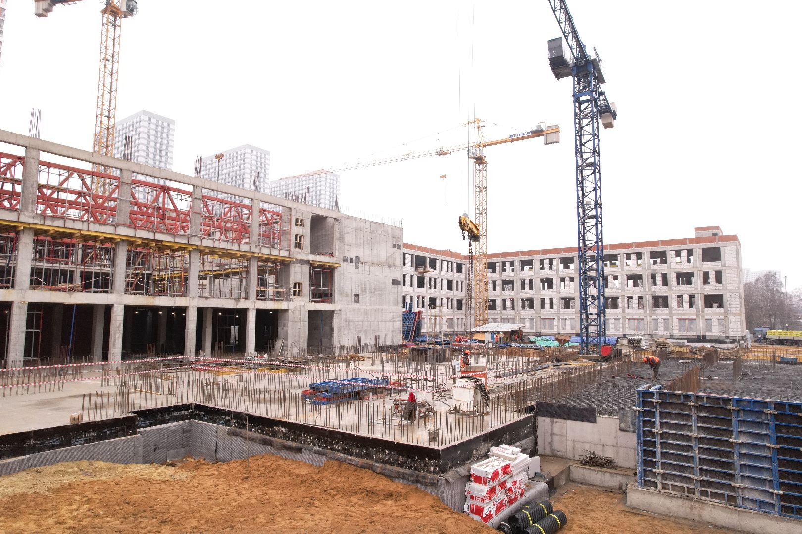 видео с коптера, школа и детский сад в котельниках, строительство в котельниках,