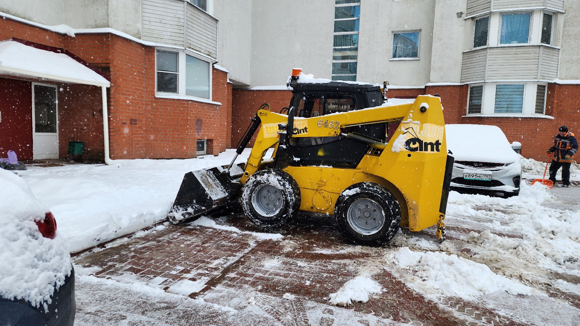 снегопад, истра, уборка дворов, благоустройство,