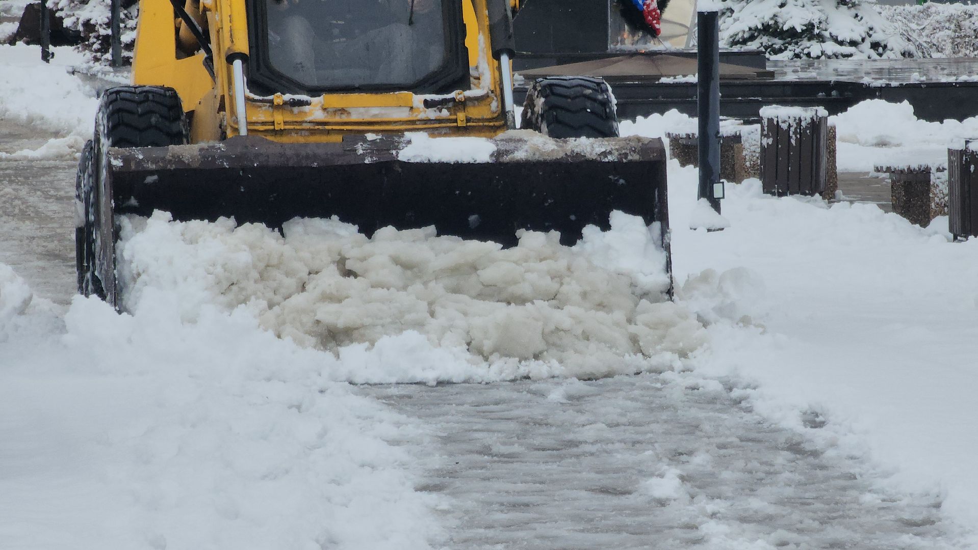 Павловский Посад, уборка, снег,