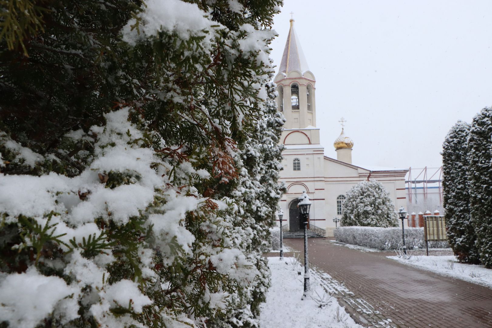 серебряные пруды, апрельский снег,
