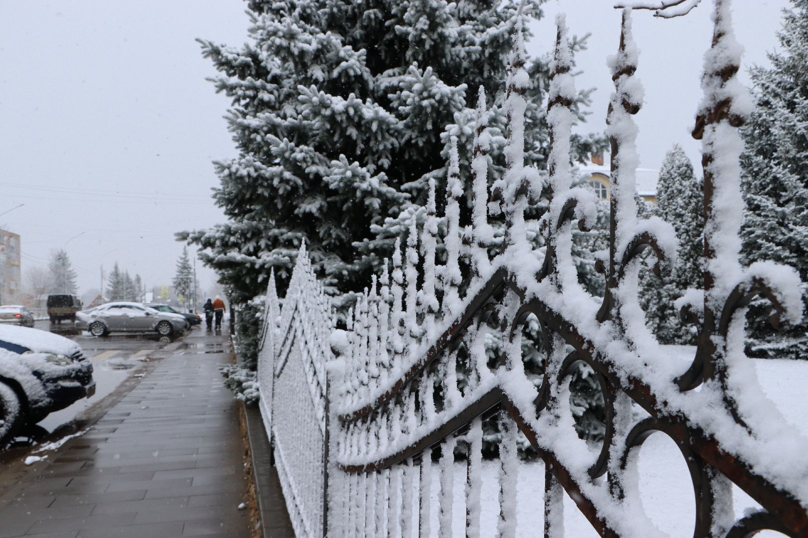 серебряные пруды, апрельский снег,