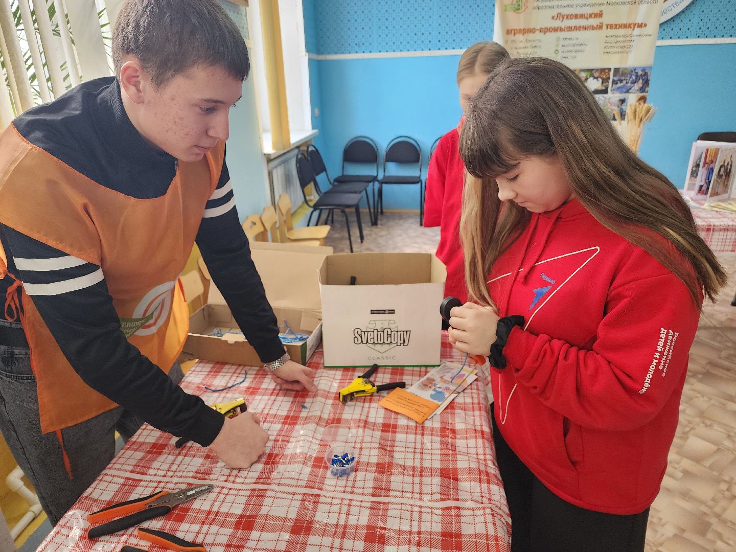 луховицы, движение первых,