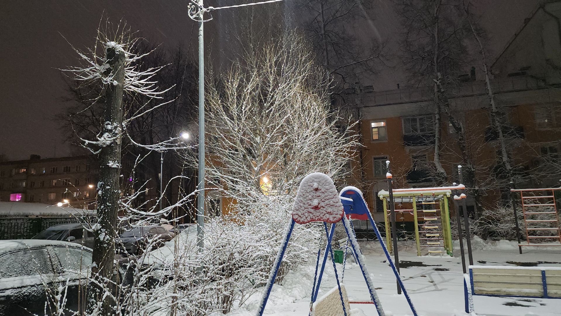 люберцы, сход снега, мокрый снег, автомобили,