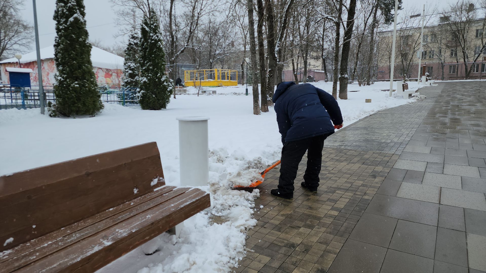 Снег, Уборка снега, Истра, Парк,