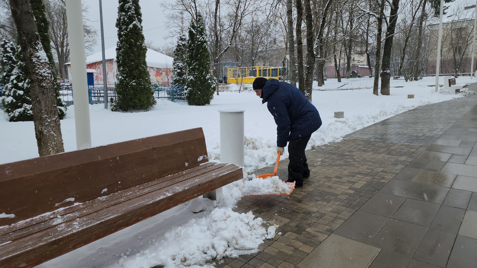 Снег, Уборка снега, Истра, Парк,