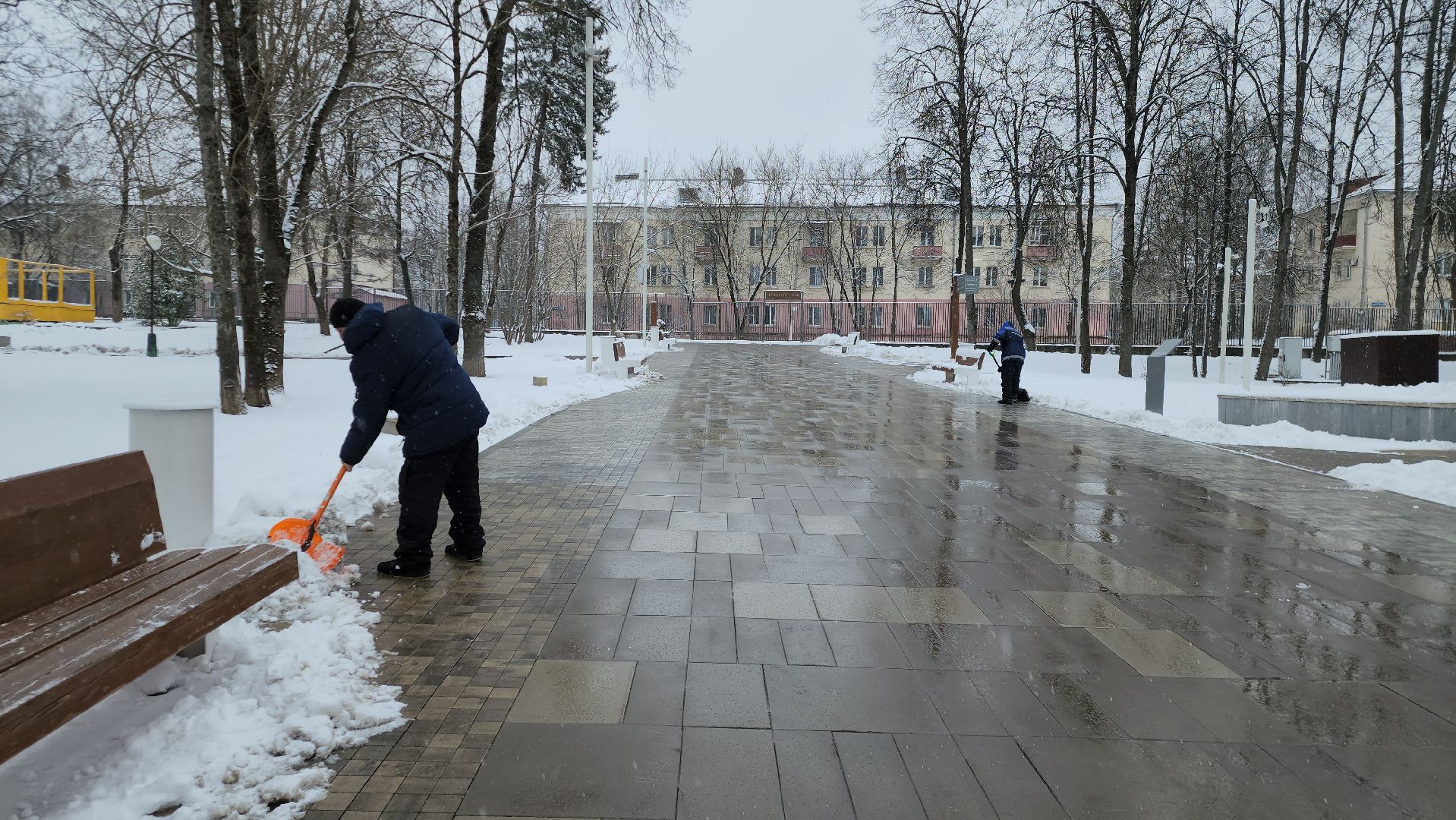 Снег, Уборка снега, Истра, Парк,